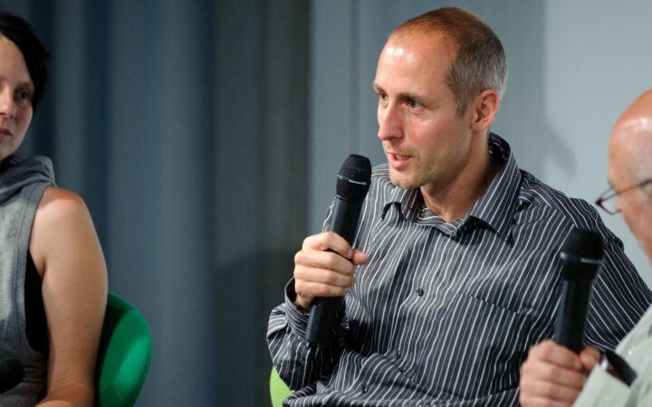 Экс-футболист сборной Германии запустил проект по борьбе с гомофобией
