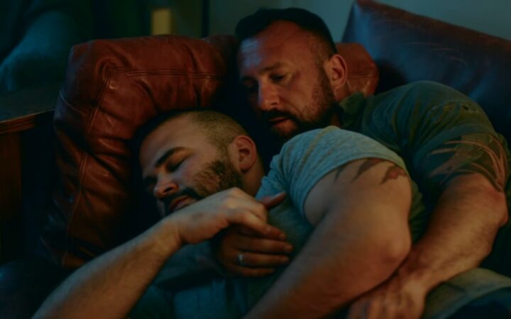 В Сети состоялась премьера трогательного клипа о любви “медведей”