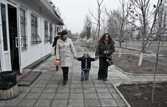 В Херсоне прошел круглый стол посвященный квир-семьям, воспитывающим детей