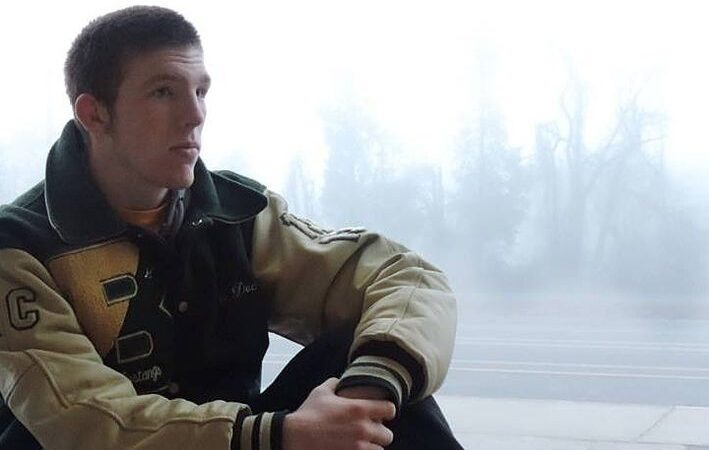 Юный борец опроверг слухи: “Я не бисексуал… Я – гей”
