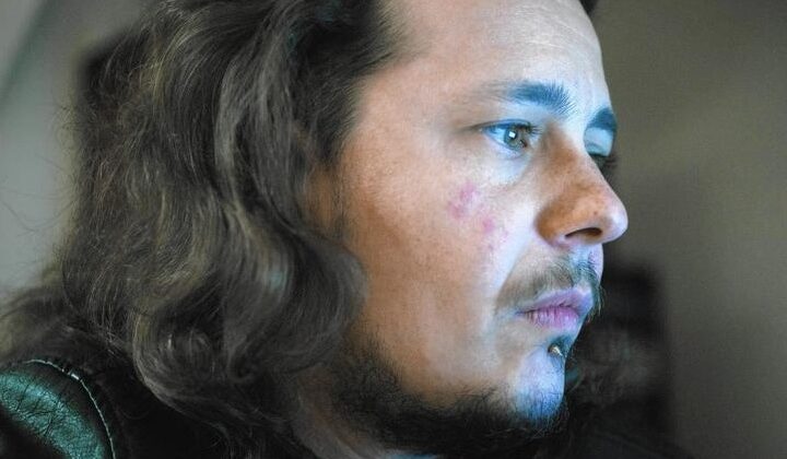 Узбекистан: Мужчина-трансгендер ломает стереотипы, открыто заявляя о себе