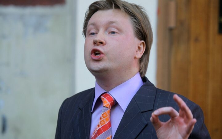 Алексеев все еще надеется провести в Крыму «гей-парады», хоть тамошние власти и разруха его уже ужасают