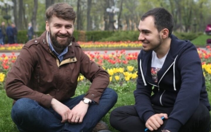 Геи, которых Синевир вдохновил жениться, ищут признания