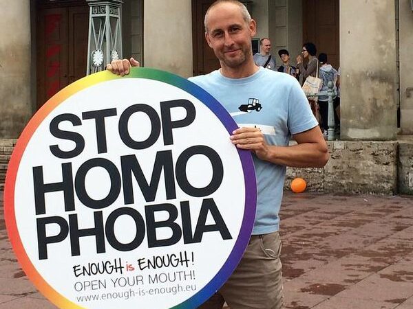 «Раньше слово гей было для меня ругательством». Первый немецкий футболист, совершивший камин-аут