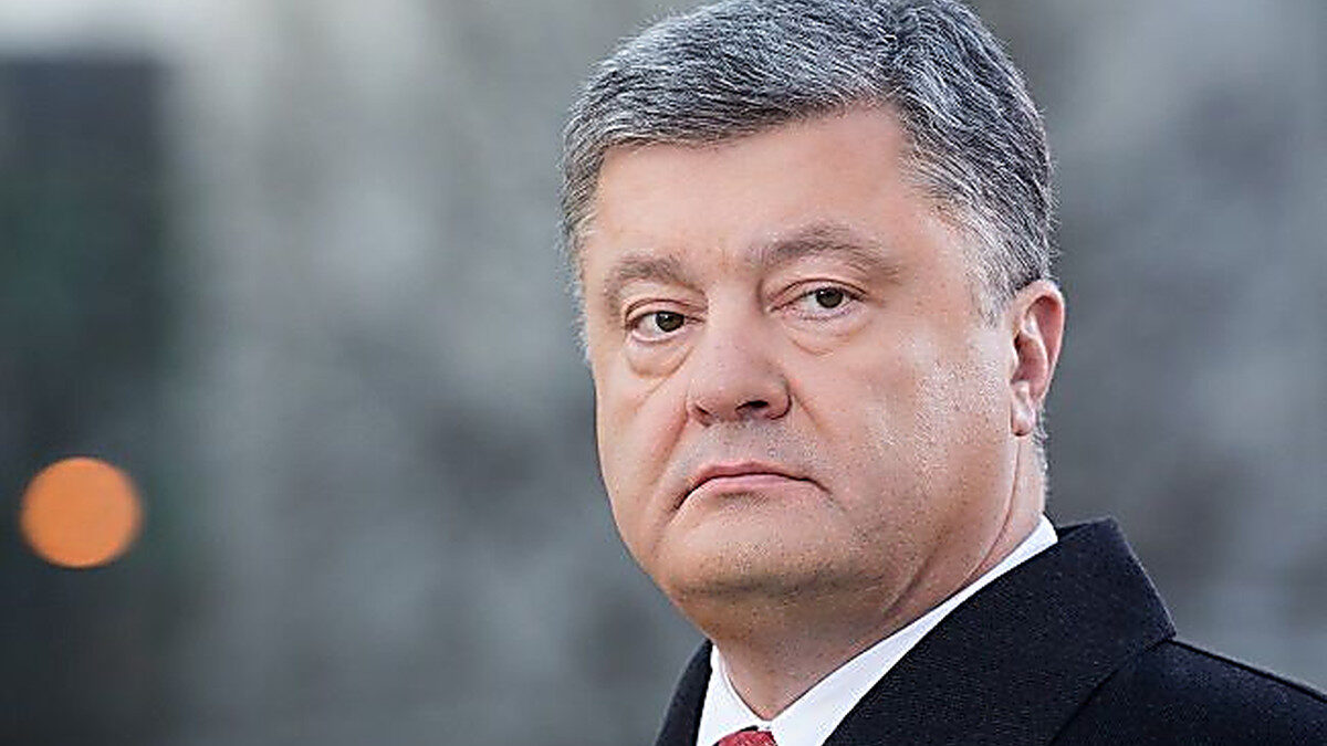Порошенко считает ошибочным изъятие из Трудового кодекса перечня защищенных признаков
