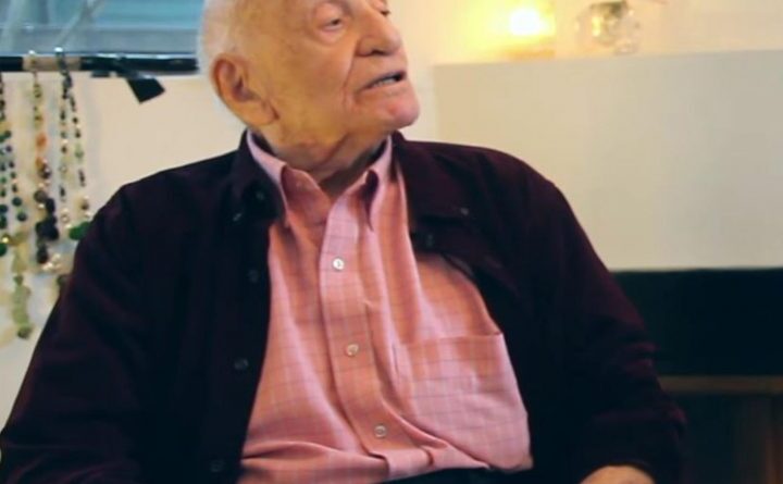 Переживший Холокост 96-летний дедушка признался семье, что он гей