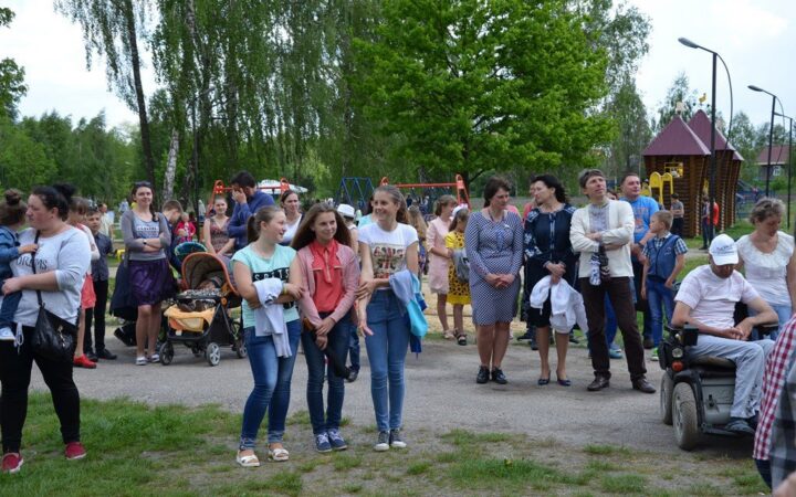 «Буду выступать только за традиционные»: Депутатка от УКРОПа приняла участие в фестивале «семейных ценностей»
