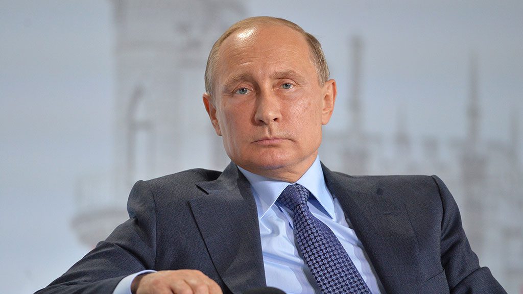 Путин рассказал, как бы повел себя в одном душе с геем