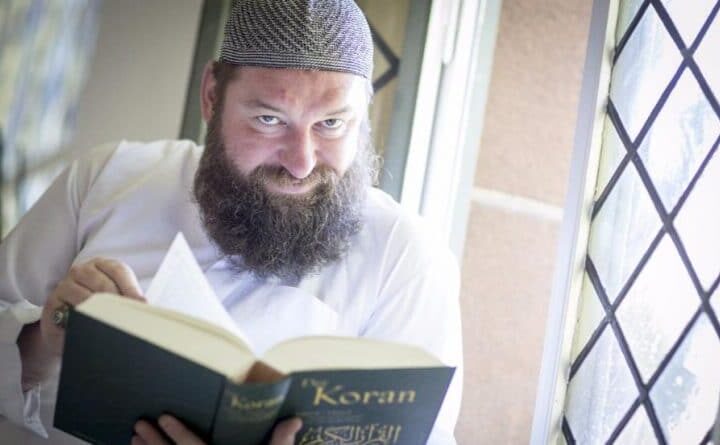 Нарушая запреты: «Я гей и я – мусульманин»