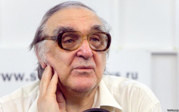 Лауреат “Ники” устроил аутинг Миронову и Меньшикову