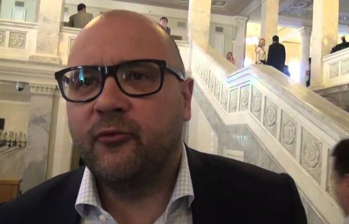 СМИ: “Гнойный прыщ” – депутат Святаш жестко раскритиковал жену Турчинова за осуждение гомосексуалов