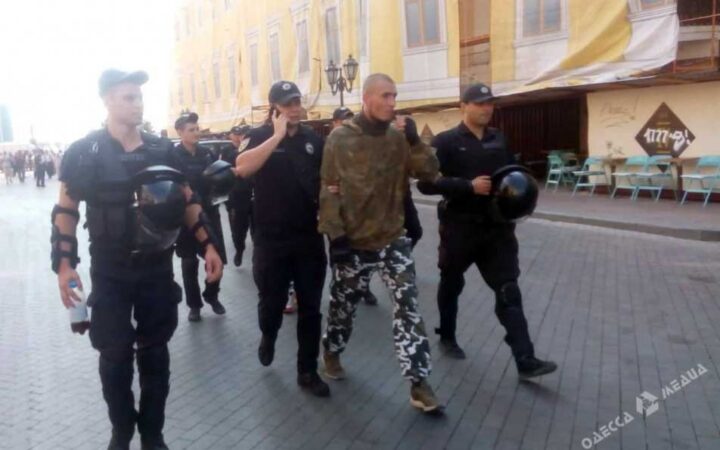Хулиганы, задержанные во время проведения Марша Равенства в Одессе, оказались не местными