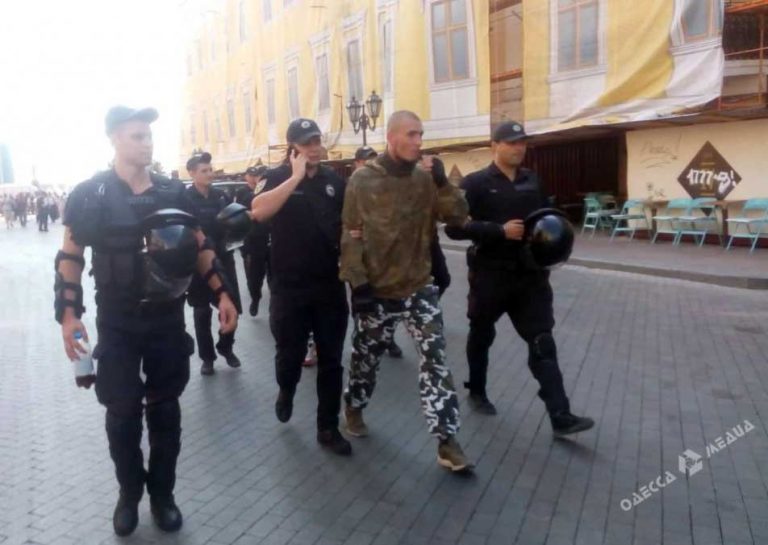 Хулиганы, задержанные во время проведения Марша Равенства в Одессе, оказались не местными