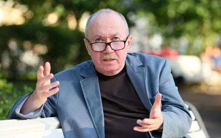 Денис Драгунский: Гомосексуалы ведут себя примерно так, как вели себя победившие большевики