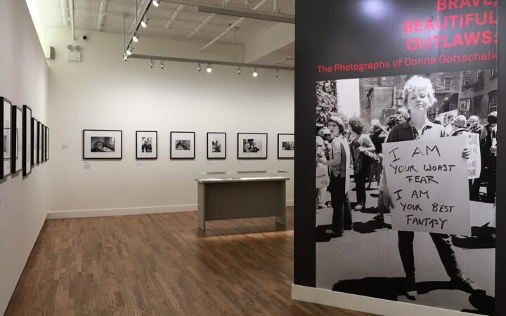 Посетителям музея решили рассказать о лесбиянках 1970-х