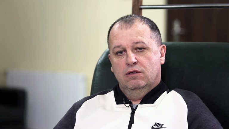 “Немного больными” назвал геев главный тренер украинской “Зари”