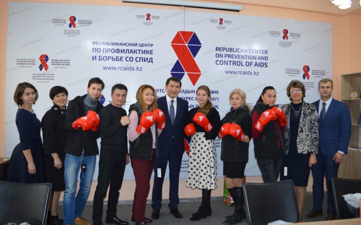 Казахстанские активисты подвели итоги кампании «Узнай свой статус»