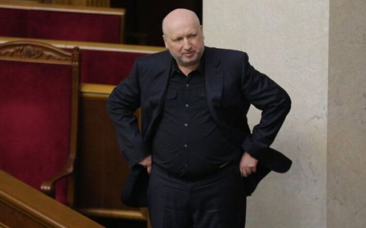 Турчинов возглавил союз украинских протестантов