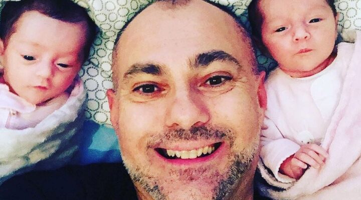 На Кипре ВИЧ-позитивный гомосексуал с помощью суррогатной матери родил себе двух дочерей