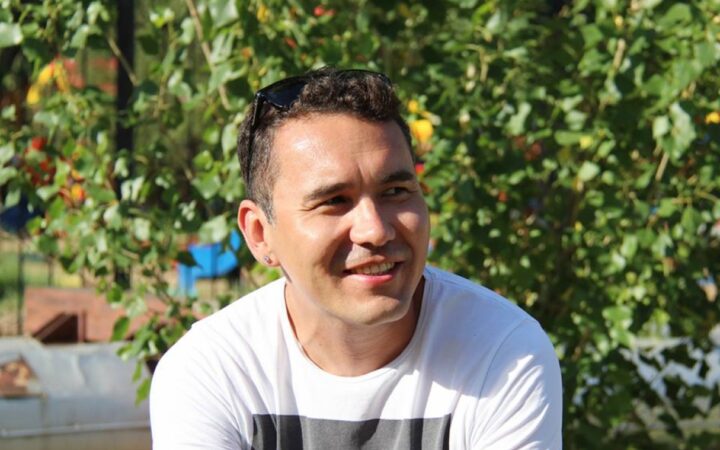«Друзья называют меня геем-гопником»: Астанчанин – об изгнании гомосексуального джина и каминг-ауте