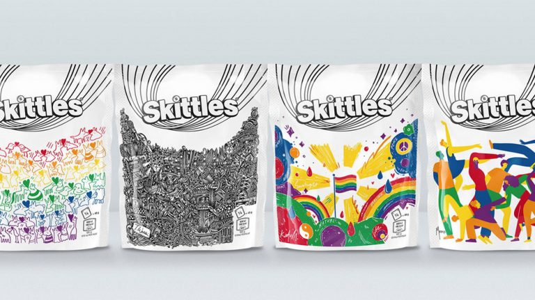 Skittles поднимает радужный флаг