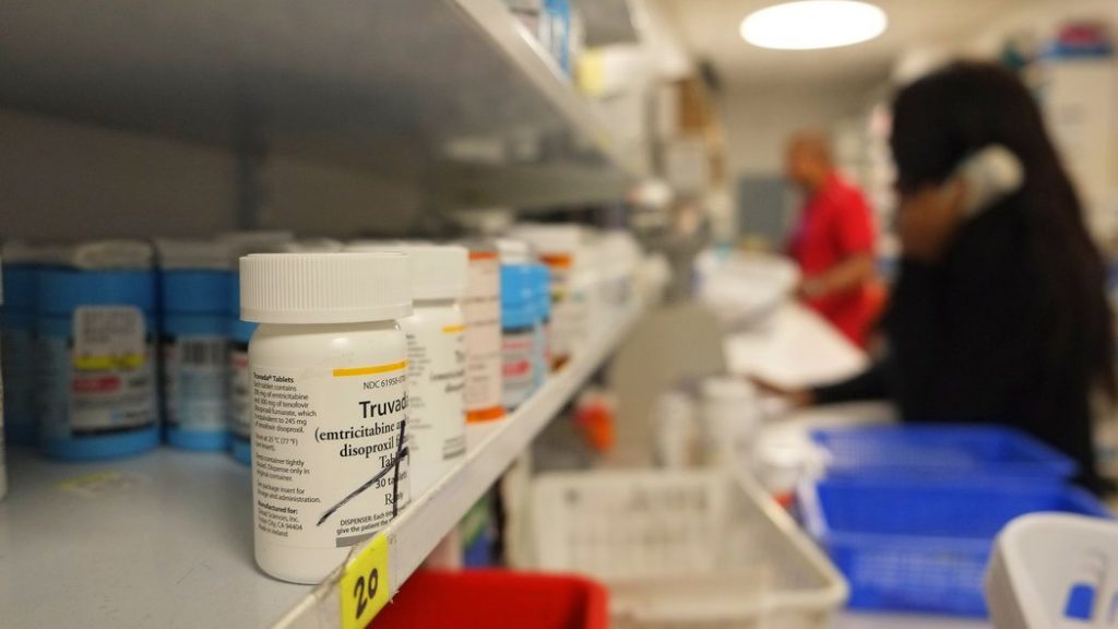 Gilead раздаст американцам 2,4 млн упаковок “Трувады”