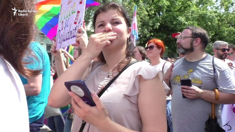 В Кишиневе прошел марш в поддержку ЛГБТ