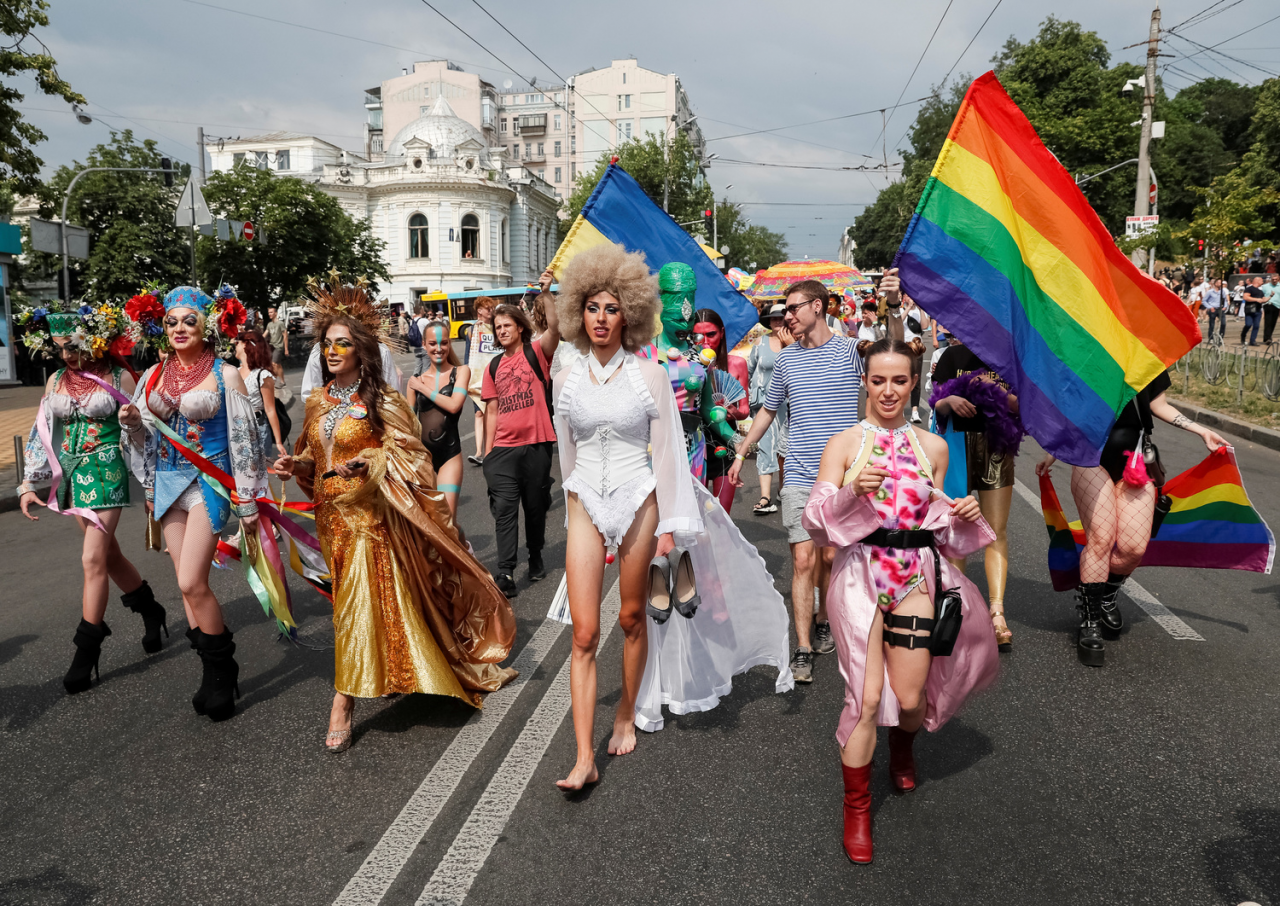 когда прошел гей парад на украине фото 91
