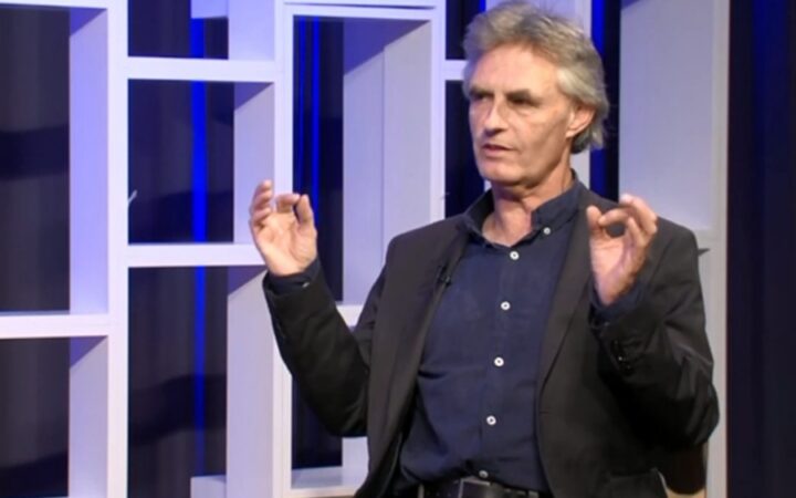 Немецкий ученый пошел под суд за сравнение геев и педофилов