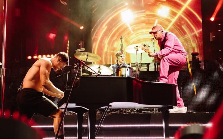 Солист Imagine Dragons заплакал во время своего концерта