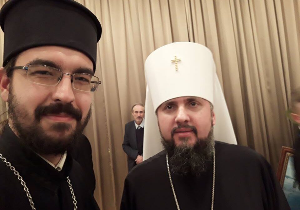 Священник Православной Церкви Украины призывает «бороться» и «громить» геев на фоне сближения церкви с гомофобными группами
