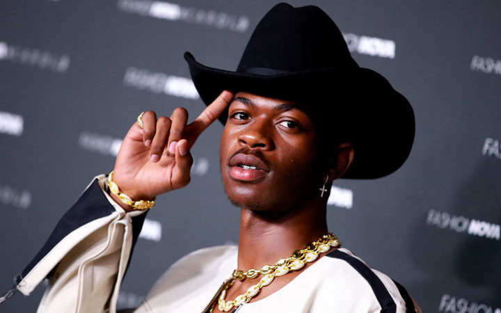 Репер Lil Nas X стал первым открытым геем – обладателем MTV Video Music Awards за “Песню года”