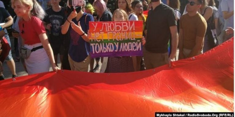 В Одессе прошел ЛГБТ-марш: трое людей задержаны