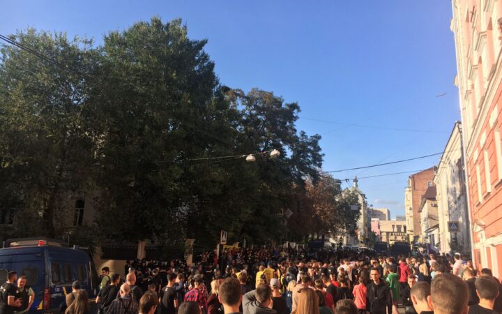 Праворадикалы напали на участников Марша равенства в Харькове