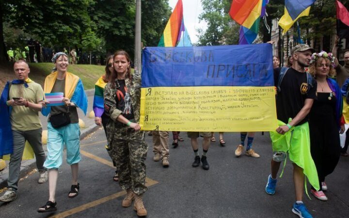 “Отвернулись двое”: украинская аэроразведчица и ЛГБТ-активистка рассказала о дискриминации