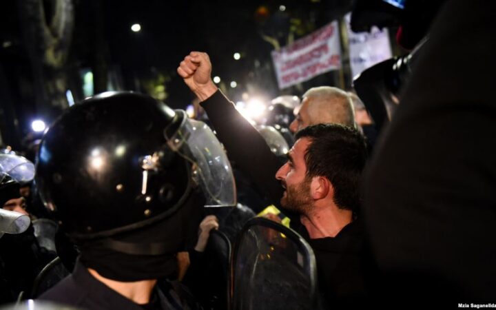 «Именно противники ЛГБТ-сообщества сделали фильму такую рекламу»