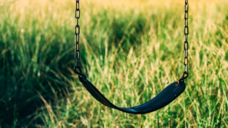 Четверть британских родителей не готова “гордиться” ЛГБТ-детьми