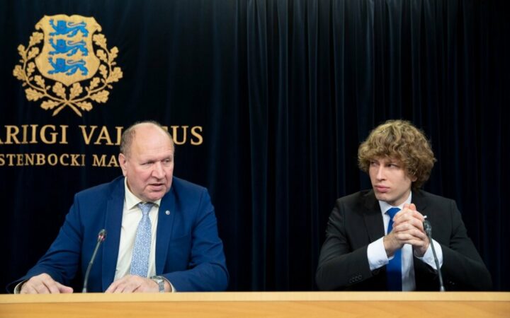 Эстонская EKRE опять недовольна министром Кийком: отцу и сыну Хельме не понравилась кампания “Мы все разные, но мы все люди” (9)