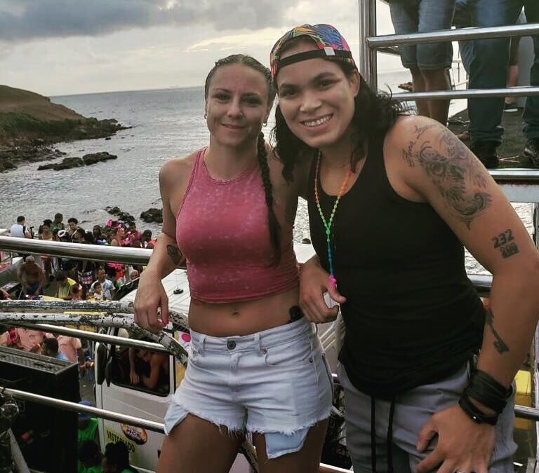 Жена чемпионки UFC Аманды Нуньес сообщила о беременности
