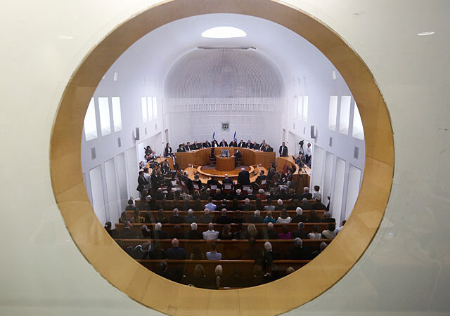 БАГАЦ отклонил апелляцию ЛГБТ-сообщества против вручения Премии Израиля Яакову Ариэлю