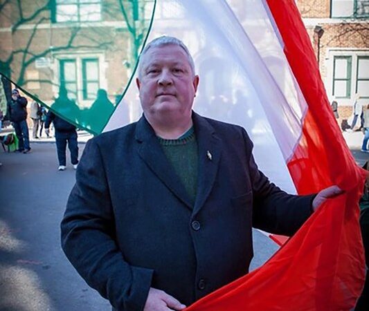 Пионер ЛГБТ-движения в Северной Ирландии Тарлах Макниалле умер от коронавируса