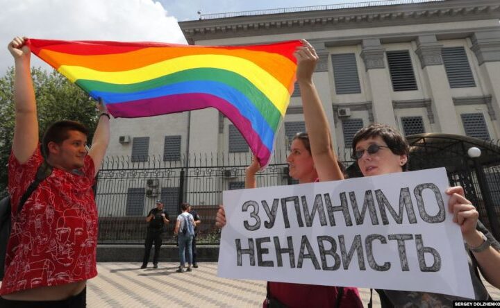 Денисова просит ускорить криминализацию преступлений ненависти по признакам сексуальной ориентации и транссексуальности