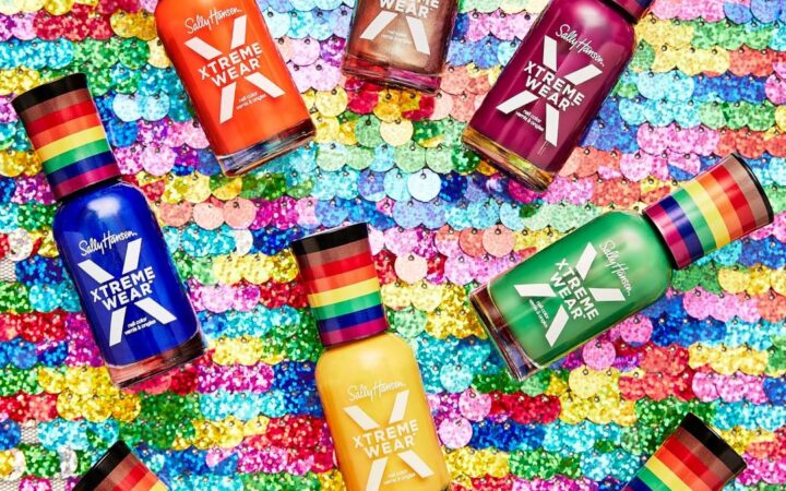 Бренд “Sally Hansen” представил лак для ногтей 8 цветов ЛГБТ-флага
