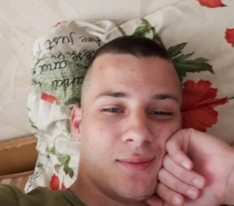 Охота на геев: одесские мошенники устраивают подставные свидания с представителями ЛГБТ и вымогают у них деньги
