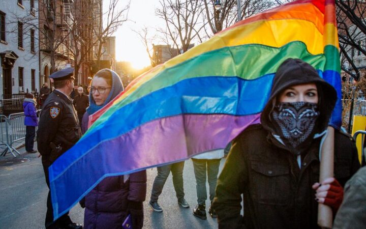 Грузинская оппозиция поддержала ЛГБТ-браки: что будет дальше?