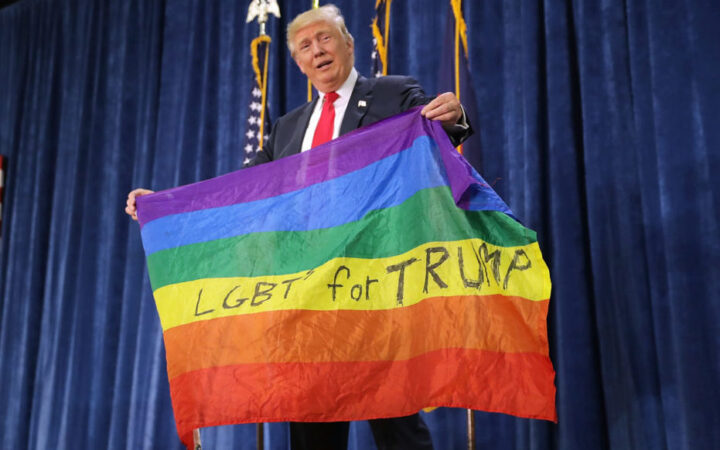 Трамп поддержал в Верховном суде запрет усыновления для однополых семей