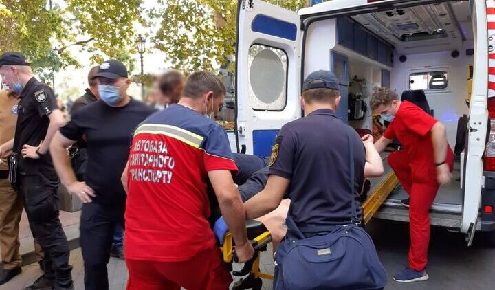 Полиция Одессы сообщила свою версию нападения националистов на марш ЛГБТ
