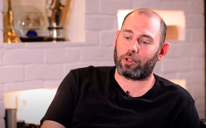 “Нечестными перегибами” считает “новую толерантность” Семен Слепаков