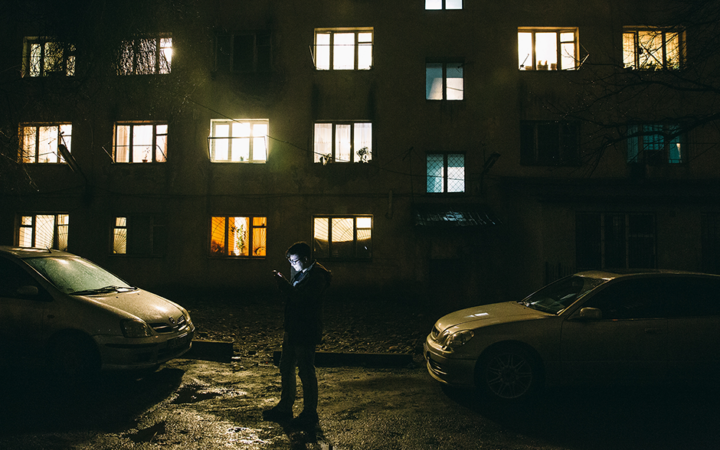 «Милиционер тыкал меня булавкой» Пытки, презрение и никакой помощи. Почему в Киргизии геи прячутся даже от близких