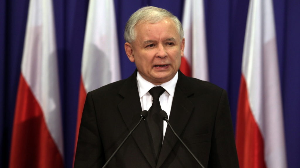 Качиньский призвал поляков защищаться от “идеологии” ЛГБТ